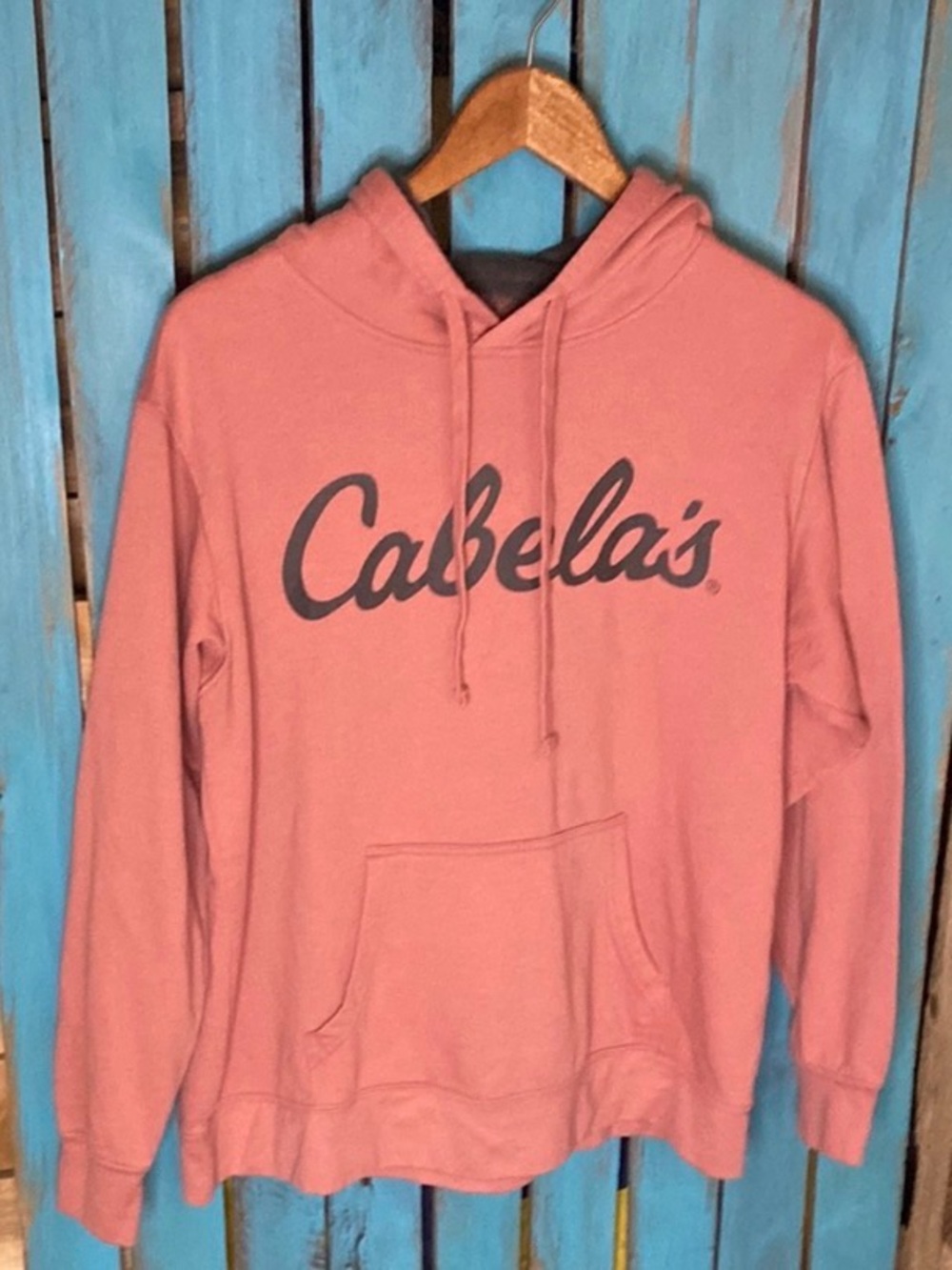 Cabela's Coral pullover Hoodie with gray Logo size large men’s
